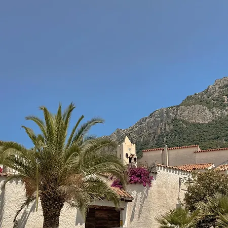 아파트 Casa Lia Indipendente Con Patio Privato Nel Golfo Di Orosei Galtellì
